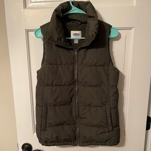 Old Navy Olive Green Puffer Vest